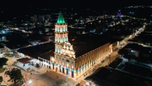 Garzón impulsa turismo religioso con millonaria renovación