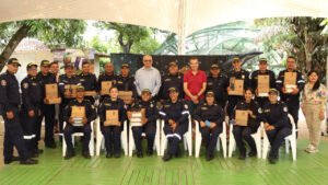 Vital refuerzo: 78 equipos de comunicación para bomberos&hellip;